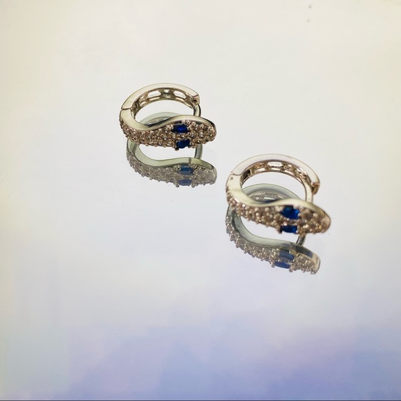 Serpent Huggie Hoop Earrings - Picture 4 of 11